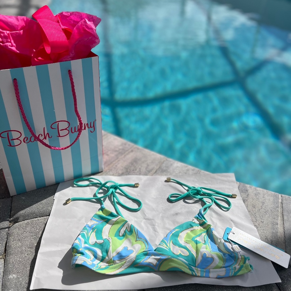 Beautiful Beach bunny bikini top and bottom with tags size large